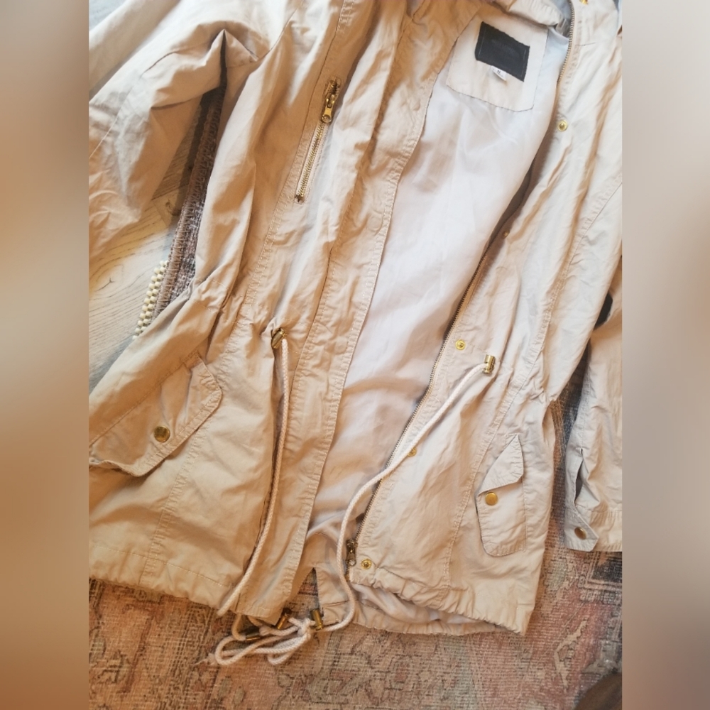 GIFT 🎁 Miss London beige rain jacket - Picture 2 of 3